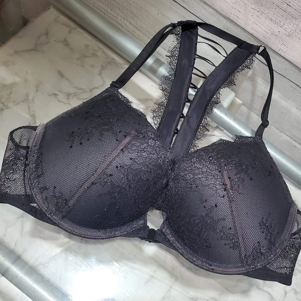 Victoria's secret lace bra - Picture 1 of 6